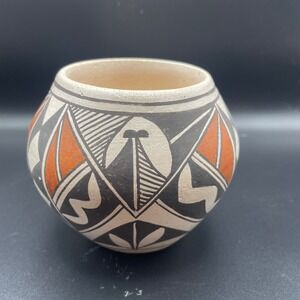 Acoma Pueblo NM Native American  Seed Pot Hand Painted Geometric Signed EPS
